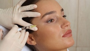 mesoterapia como una forma de rejuvenecer la piel alrededor de los ojos